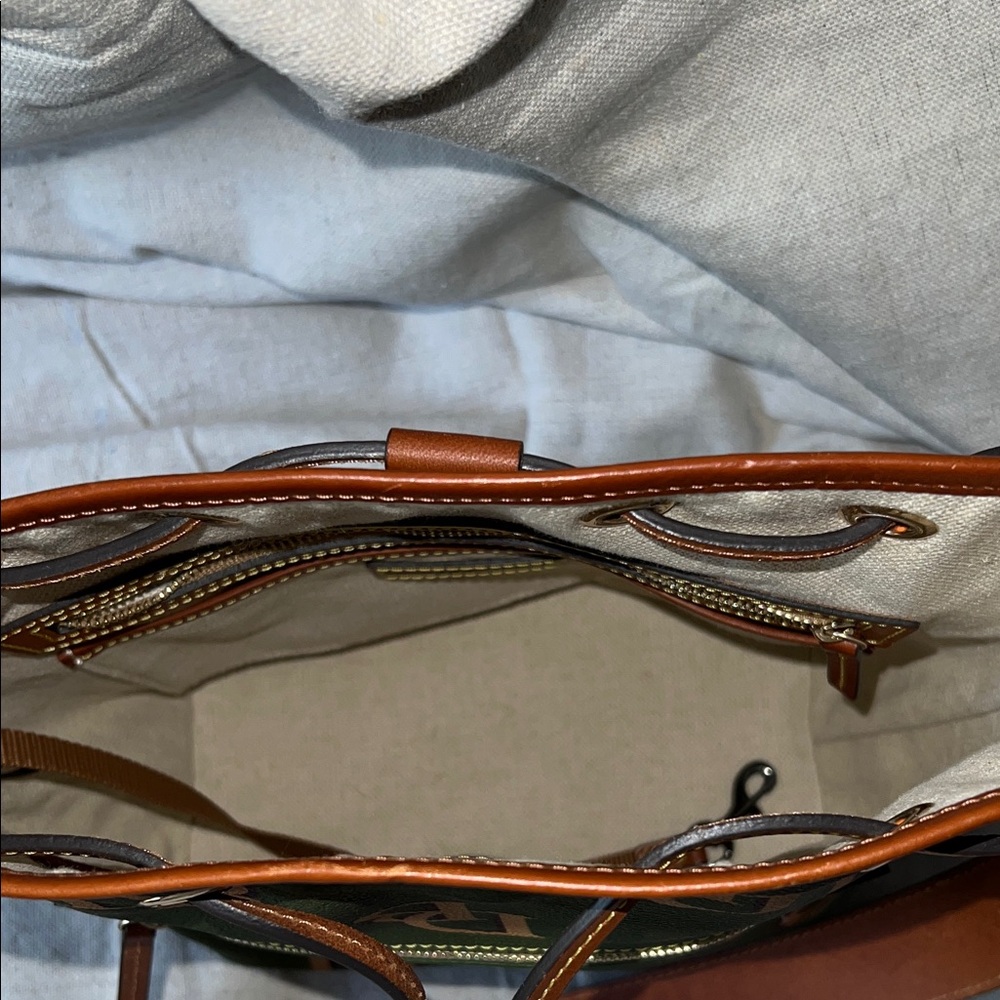 Dooney & Bourke Olive Green and Tan Shoulder Bag - Picture 6 of 9
